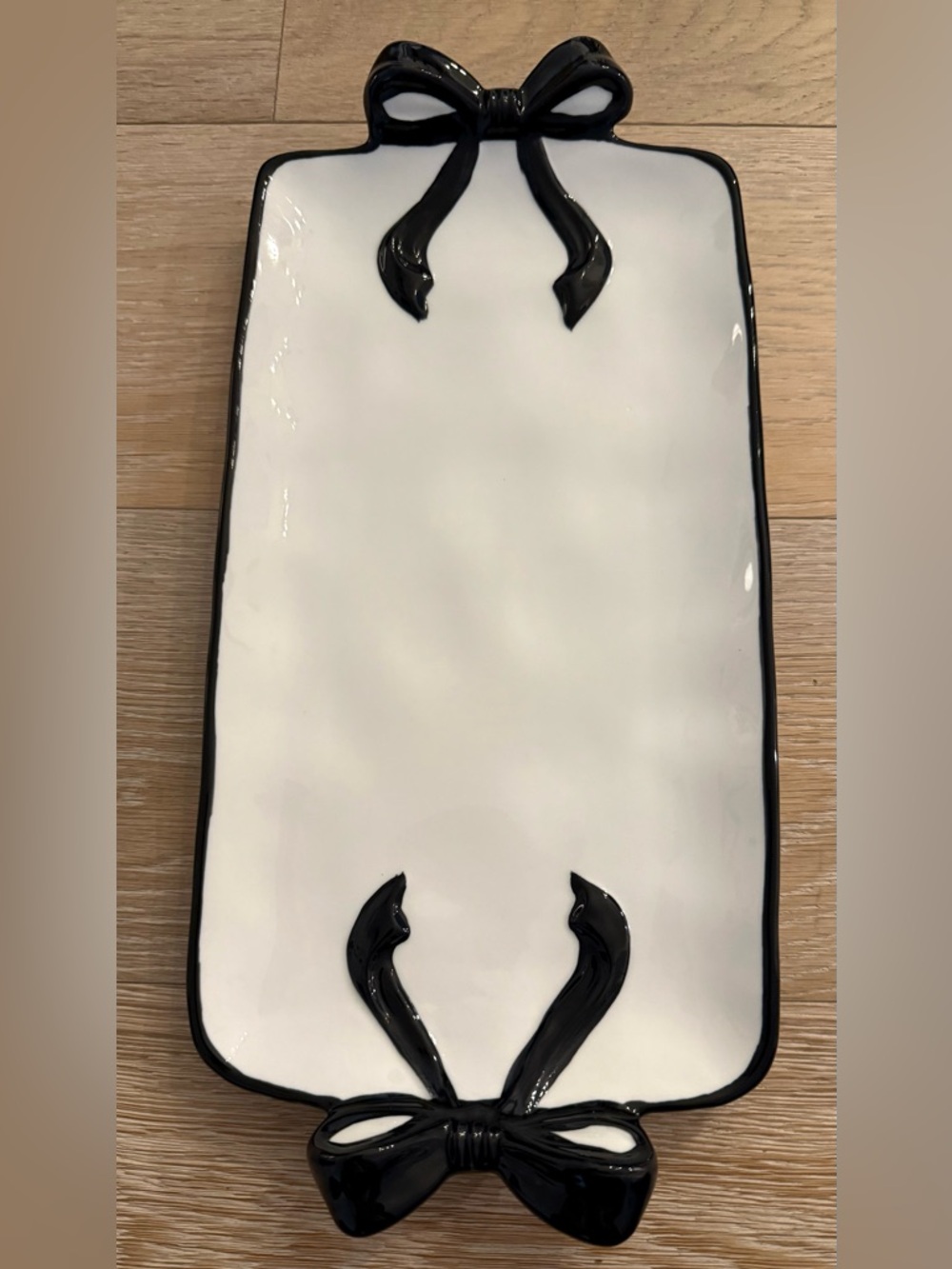 Bella Lux Gorgeous Ceramic White Serving Platter W/ Hand Painted Black Bows NWT